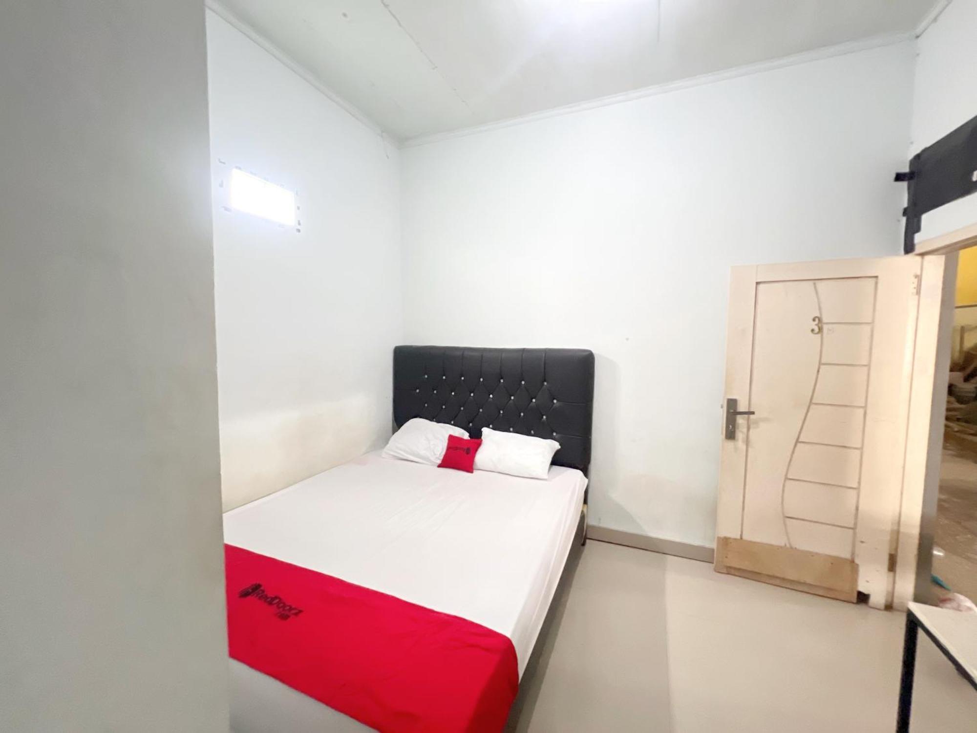 Reddoorz At Kay Residence Waydadi Lampung Bandar Lampung Eksteriør billede