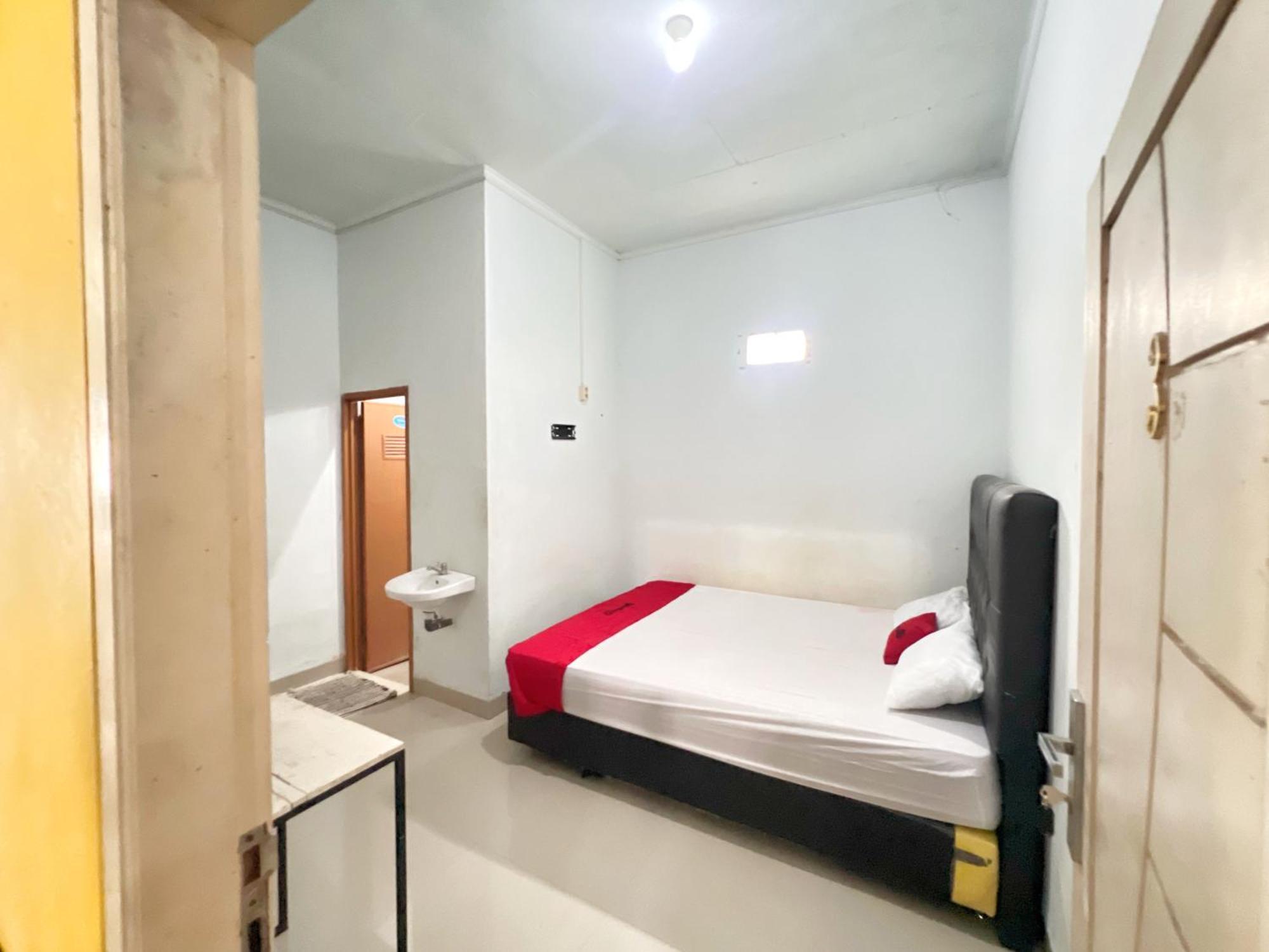 Reddoorz At Kay Residence Waydadi Lampung Bandar Lampung Eksteriør billede
