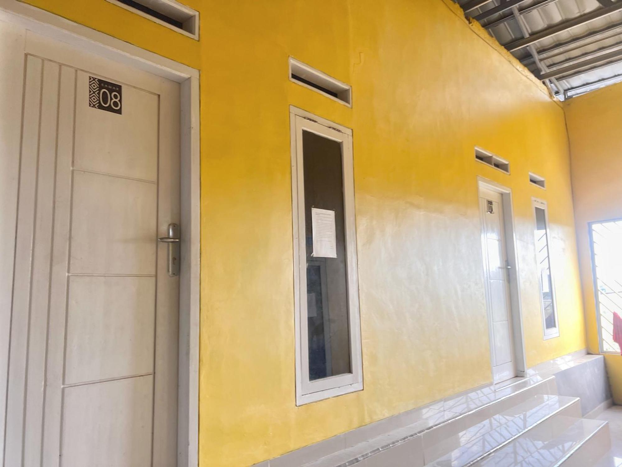 Reddoorz At Kay Residence Waydadi Lampung Bandar Lampung Eksteriør billede